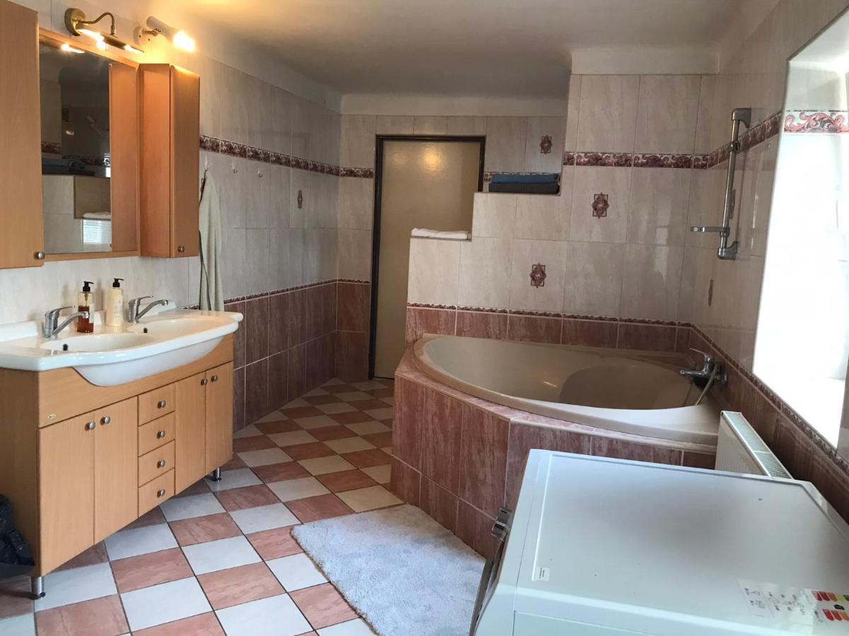 Dvacitka Apartment Ceske Budejovice Luaran gambar