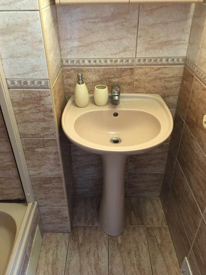 Dvacitka Apartment Ceske Budejovice Luaran gambar