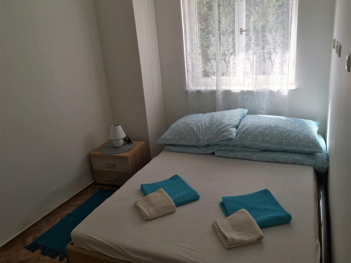 Dvacitka Apartment Ceske Budejovice Luaran gambar
